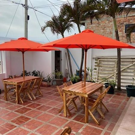 Casa Bella Bed & Breakfast Crucita Exterior photo
